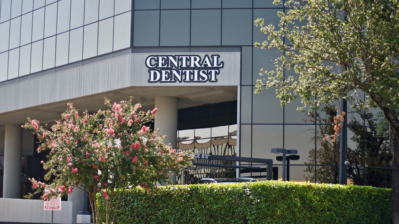 Empfangsbereich Zahnarztpraxis Dr. Witzleb